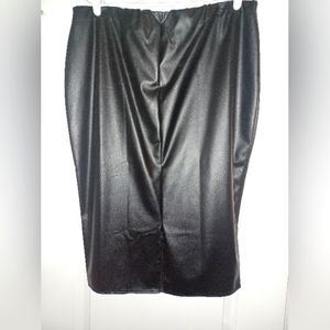 Boohoo Midi Faux leather skirt